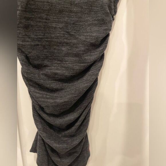 n: Philanthropy Revolve Electra Ruched One Sleeve Mini Dress In Charcoal.Size S - Picture 8 of 12